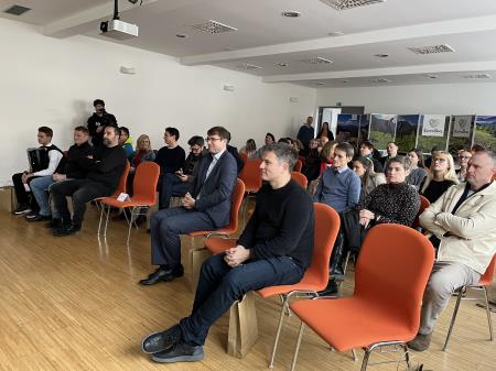 Photo 14-12-2022, 11 00 57